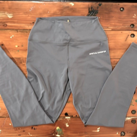 Spiritual Gangster Leggings and Tank Bundle - Picture 4 of 10